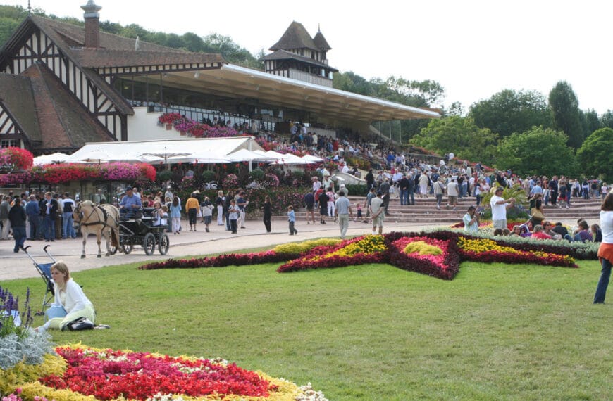 Hippodrome de Clairefontaine-Deauville - Source : Hippodrome de Deauville - Clairefontaine