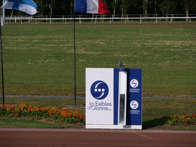 Notre sélection de chevaux à suivre ce soir (R5 : Les Sables-d&rsquo;Olonne)