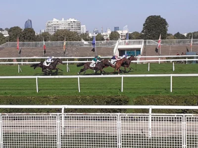 L'hippodrome de Saint-Cloud - Crédits : Raymond Delatre